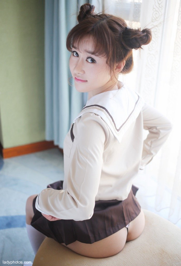 I really want to pinch it! Beautiful high school student Xiao Ke Luka's tight buttocks attract people's imagination - 5