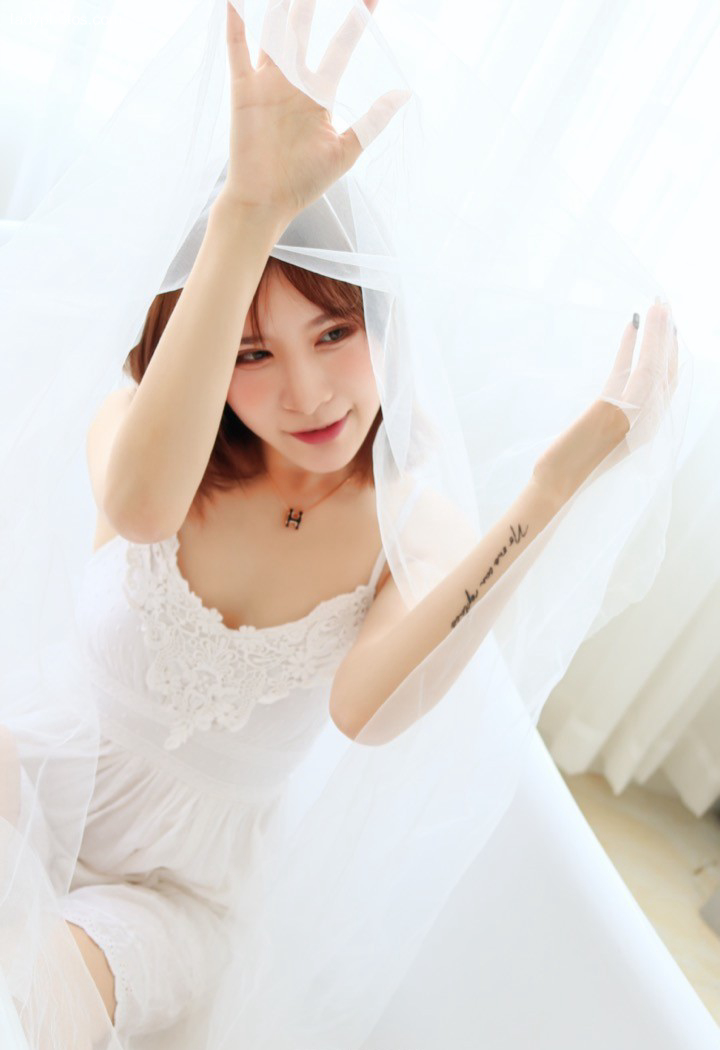 The pure little bride has a beautiful wedding photo. I have to find a way to marry her home - 5