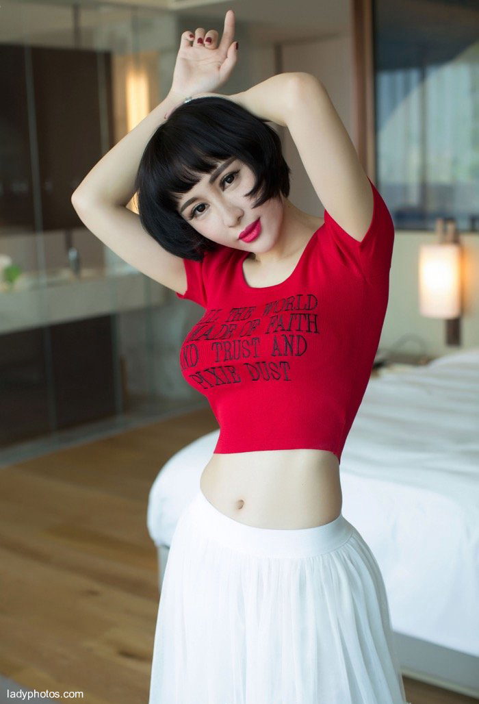 Short hair, ripe girl, Ye Zi Yi - 3