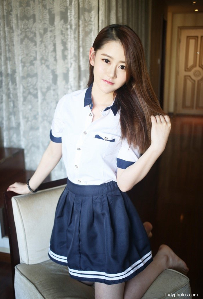 AI ran, a pure beauty, presents a cute girl friend, cute and sensible - 1