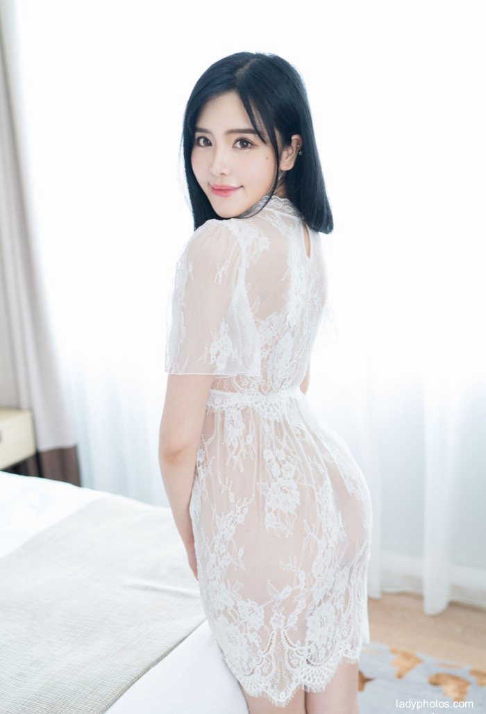 Big breasts baby Liu yu'er tells you what is really sexy - 1