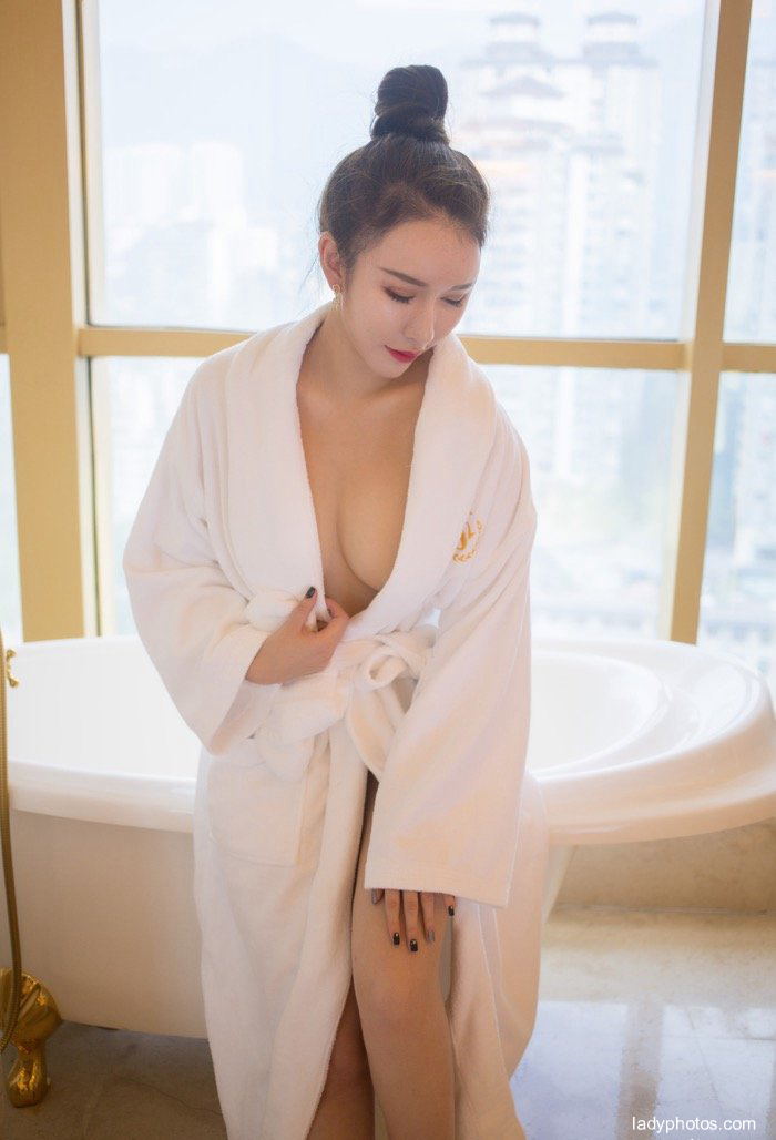 EDG Eunice, sexy goddess with round breasts and buttocks - 4