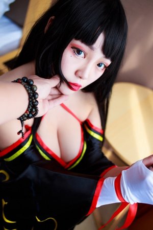 当SM女王玩起COSPLAY 羞耻捆绑妙不可言