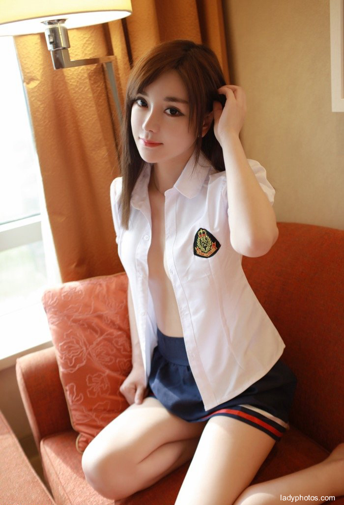 Beautiful model Han Zixuan is pure and sweet, giving you the feeling of first love - 5