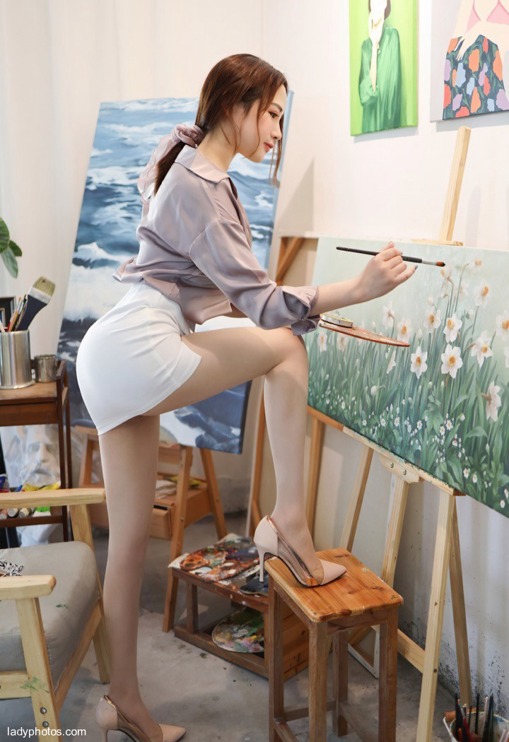 Ecstatic Studio: sexy female painter Xu cake annoys and seduces students - 4