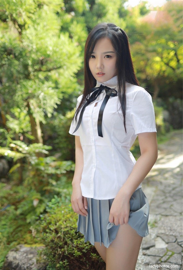 可愛い萌妹徐微唯美写真学生JK制服写真清新でいいです。 - 3