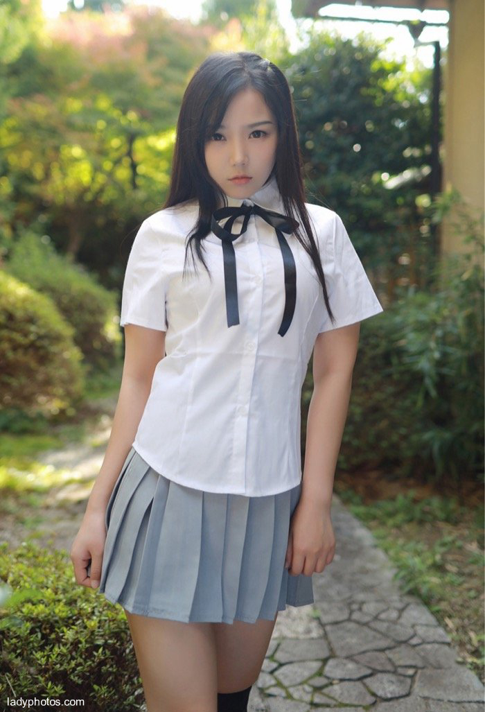 可爱萌妹徐微微唯美写真 学生JK制服写真清新怡人 - 2