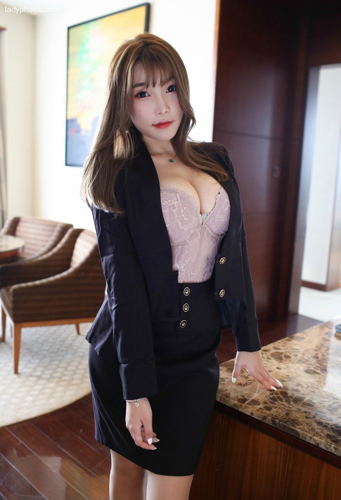 Sexy secretary Zhizhi booty uniform - 3