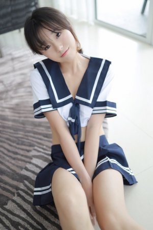 Girlish! Cute girl Yukio kurai sexy JK uniform knocks down otaku