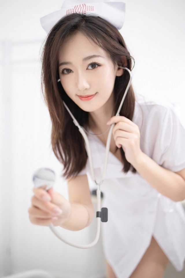 Beauty Tang Anqi sexy and gentle uniform temptation to meet your fantasy of nurses