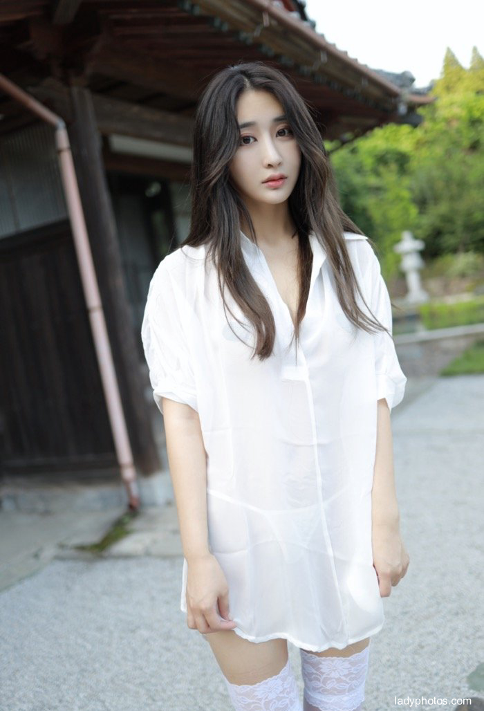Water tender beauty linzixin white shirt vacuum dew milk, super high face value is perfect - 3