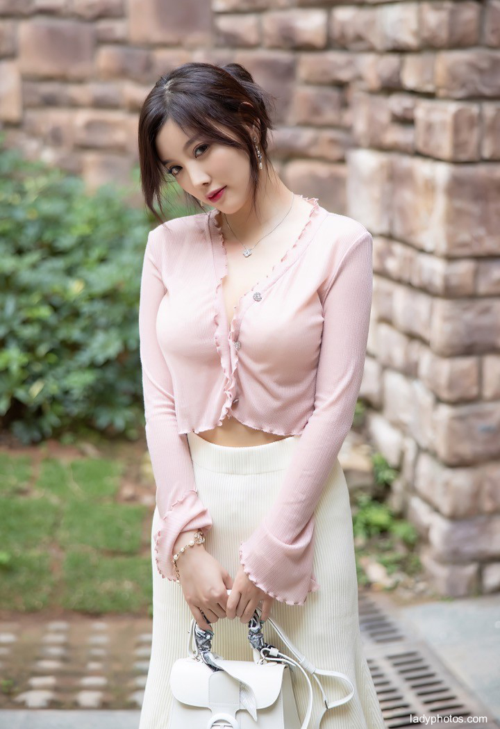 Charming, gentle and sweet, the goddess Yang Chenchen satisfies your fantasy of a wife - 5