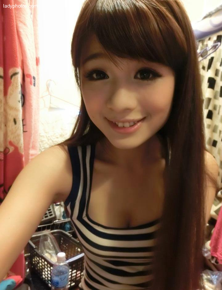 Taiwan playful girl - 5