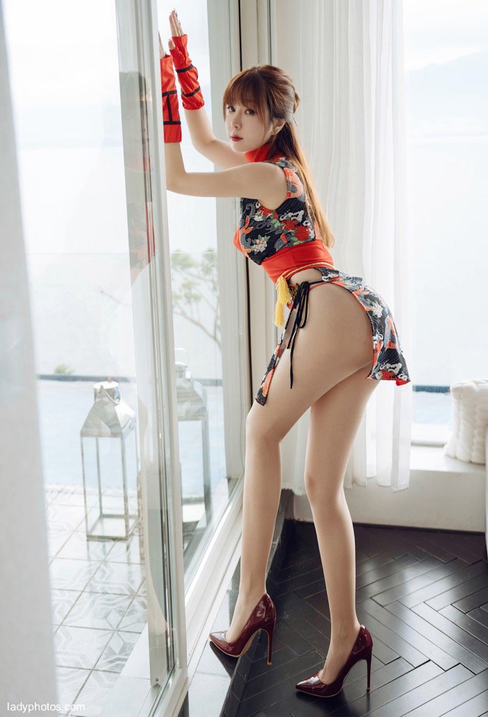 白嫩美少妇王雨纯惹火写真，日式旗袍露出极品美乳 - 2