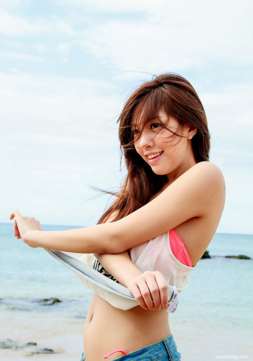 Pure girl Gu Guanyun beach sunshine - 3