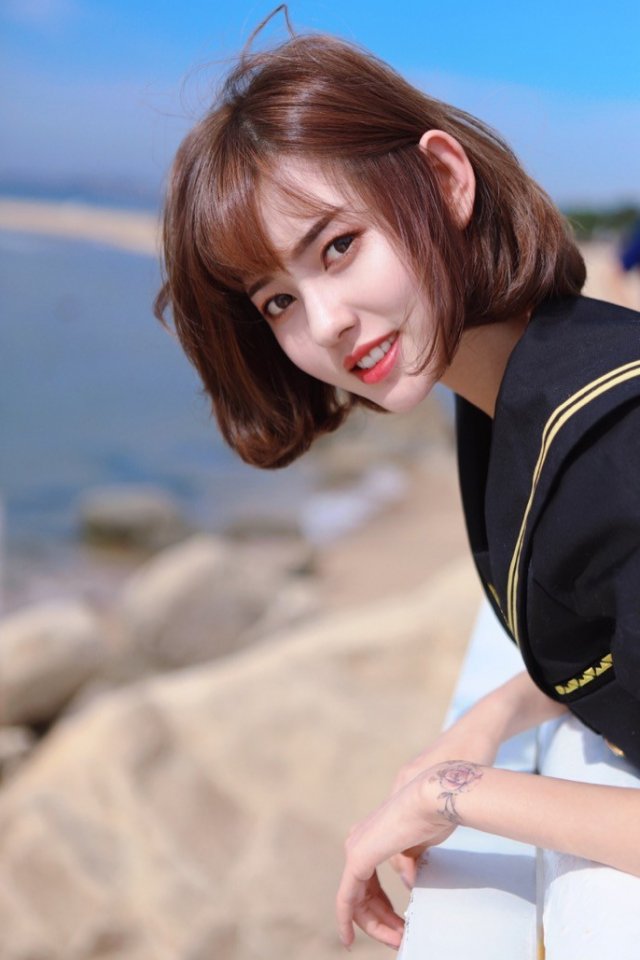 Healing Department JK uniform beautiful girl photo, beautiful painting style is extremely pleasing to the eye!