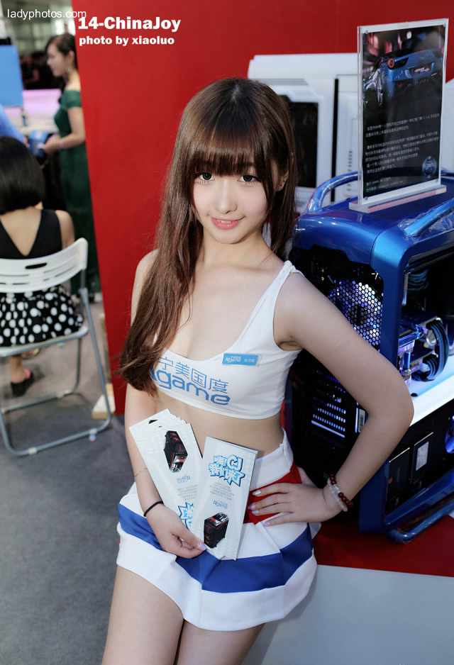 2014 Chinajoy showgirl綺麗な妹Part 1 - 1