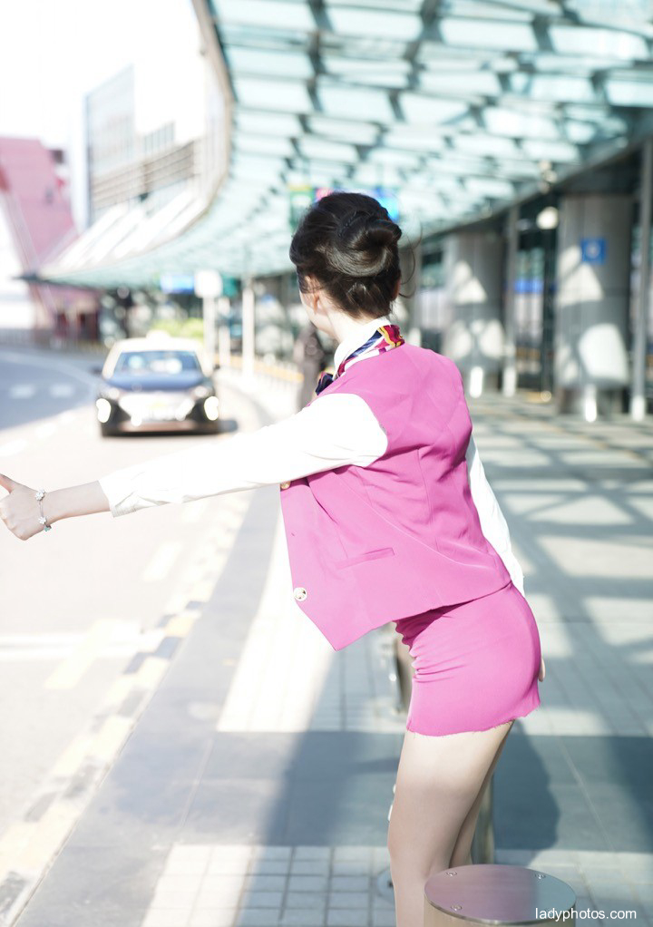 Satisfy your fantasy of the stewardess girlfriend! Nuomiko's uniform is extremely tempting - 4