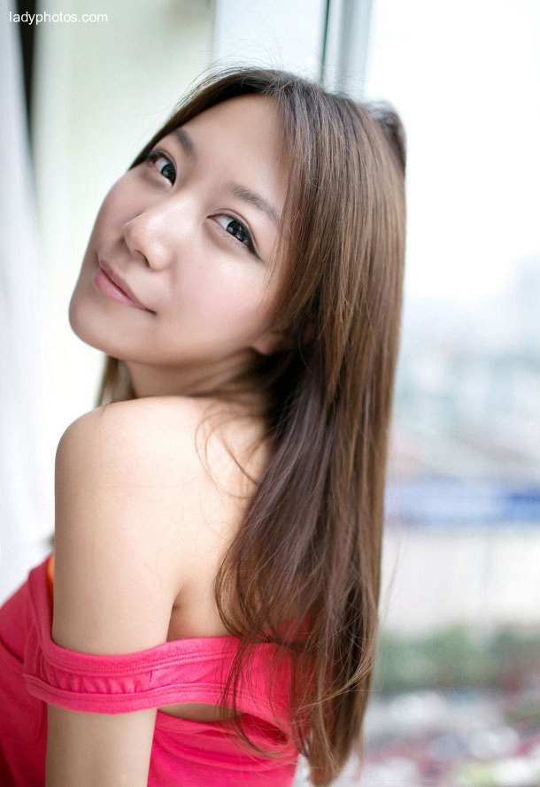 Attractive young model Dudu - 3
