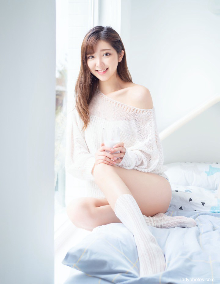 Cute girl private house photo, sweet and lovely, suitable for being a girlfriend - 4