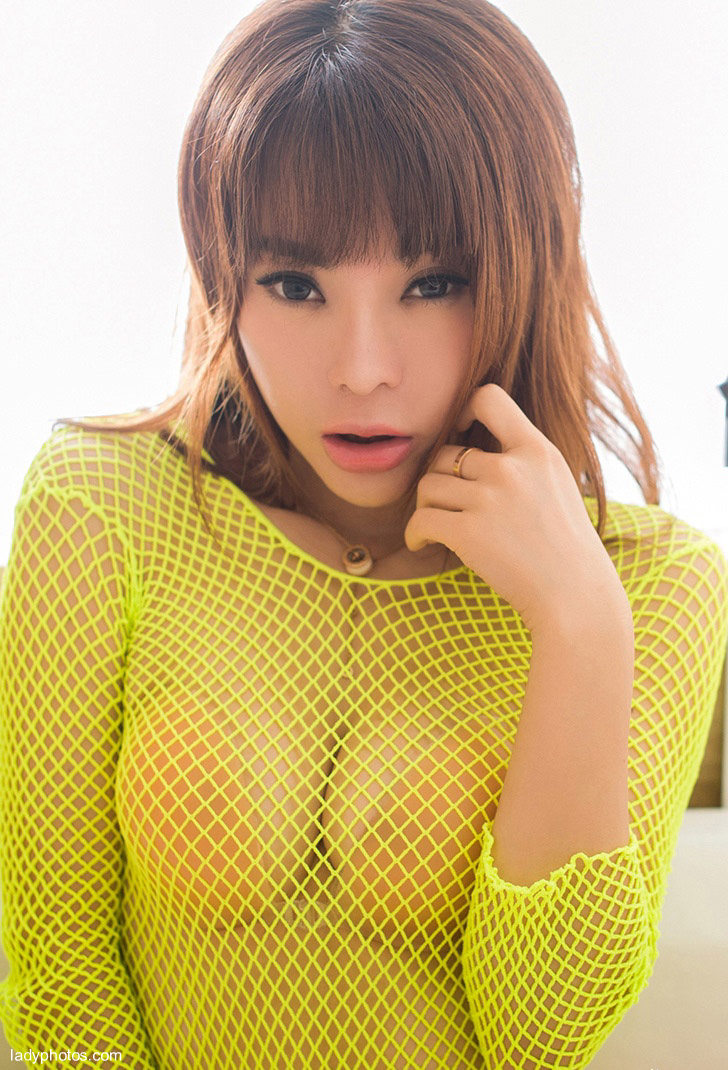 Super large scale sexy photo of Youguo goddess - 3