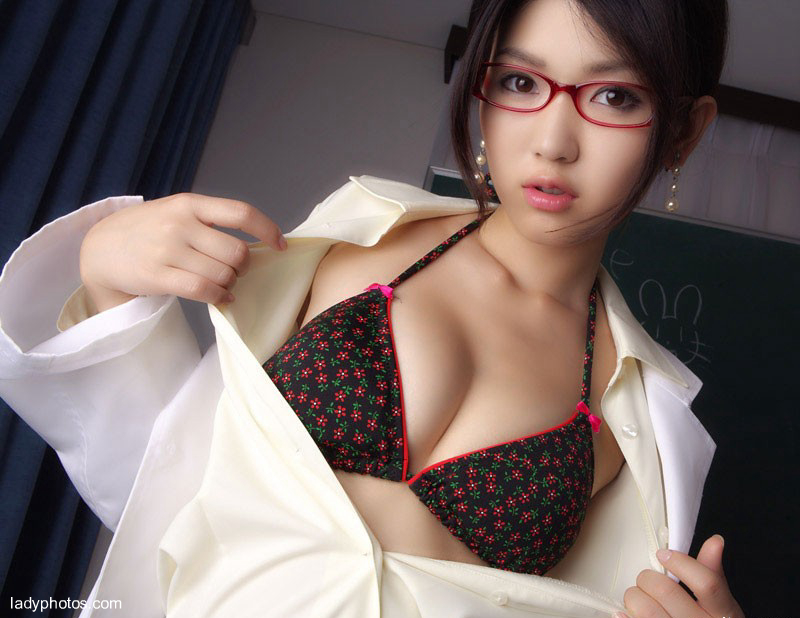 Japanese female teacher ol stockings uniform can you specialize in classes - 3
