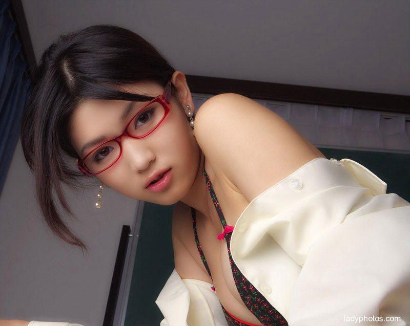 Japanese female teacher ol stockings uniform can you specialize in classes - 1