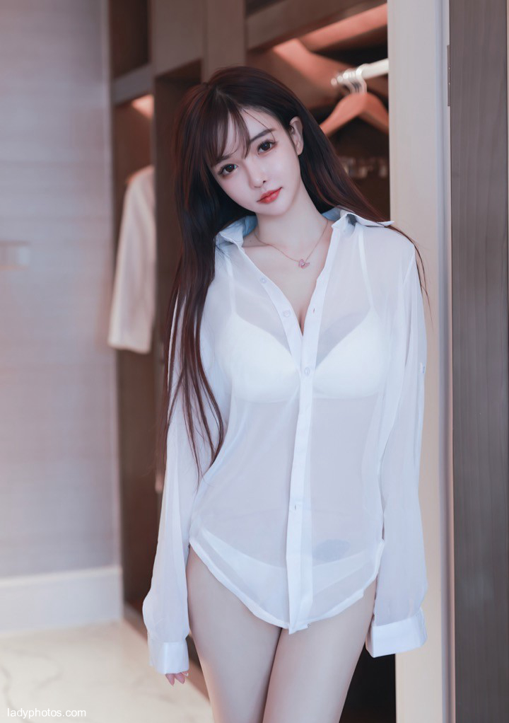 清纯美女南初妹妹 有这样的女朋友你晚上几点回家？ - 1