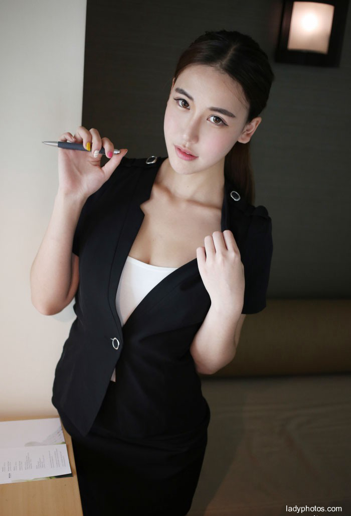 再来一个诱人秘书OL制服,美媛馆熊吖BOBO - 5