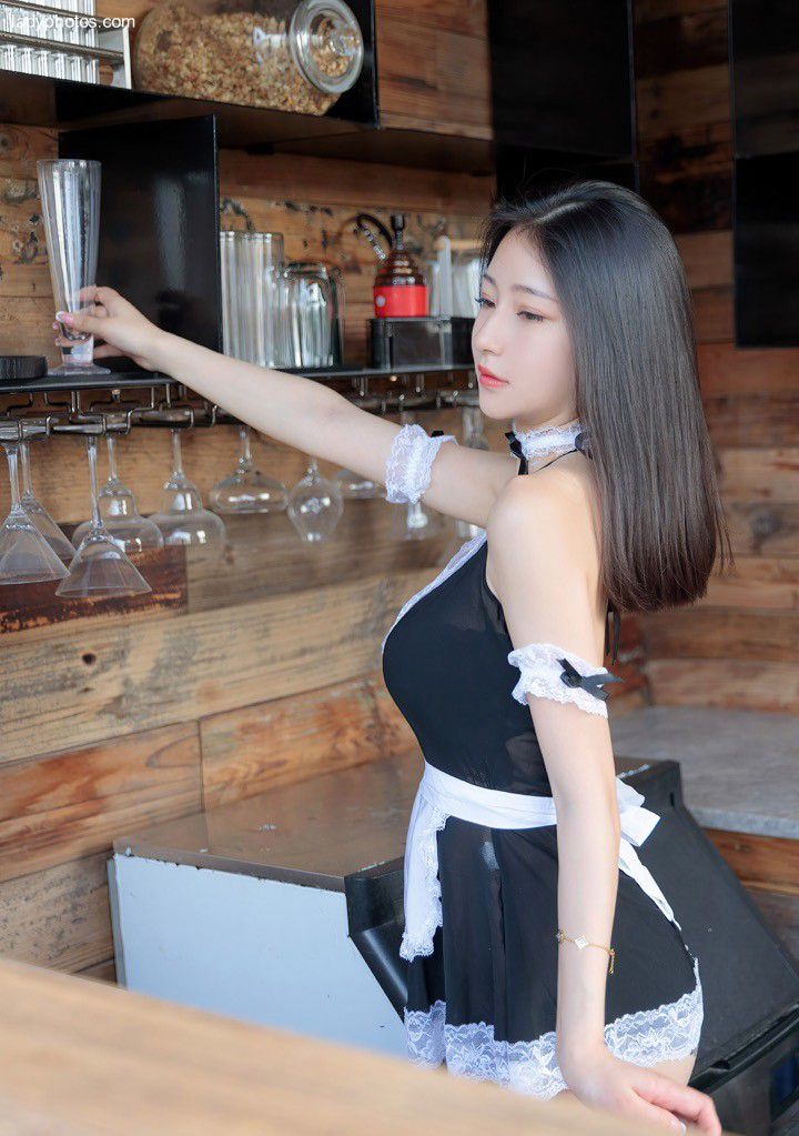 Welcome to meizhitu cafe. The temperament maid Xiong xiaonuo serves you - 3