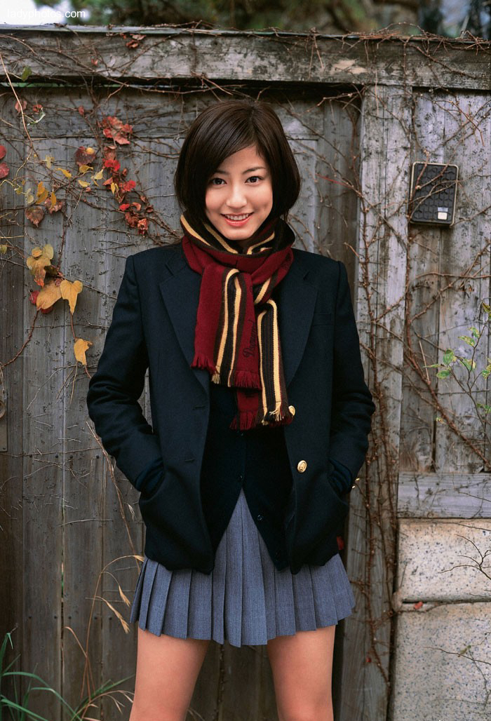 일본 의 학교 미녀 인 삼 본 유미 제복 의 사진 이 아름 답 고 얼얼 하 다 - 2