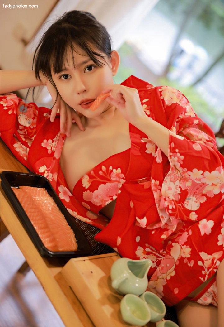 Model Han Xilei's interpretation of women's body feast, double satisfaction of visual taste - 5