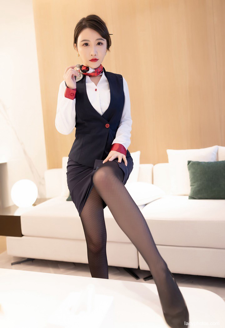 The goddess of interest is sexy! The seductive desire of the flight attendant Fei Yueying erupts - 3