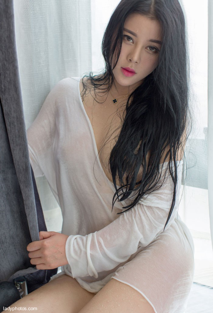 Ye Jiayi, a sexy girl, has a hot body - 5