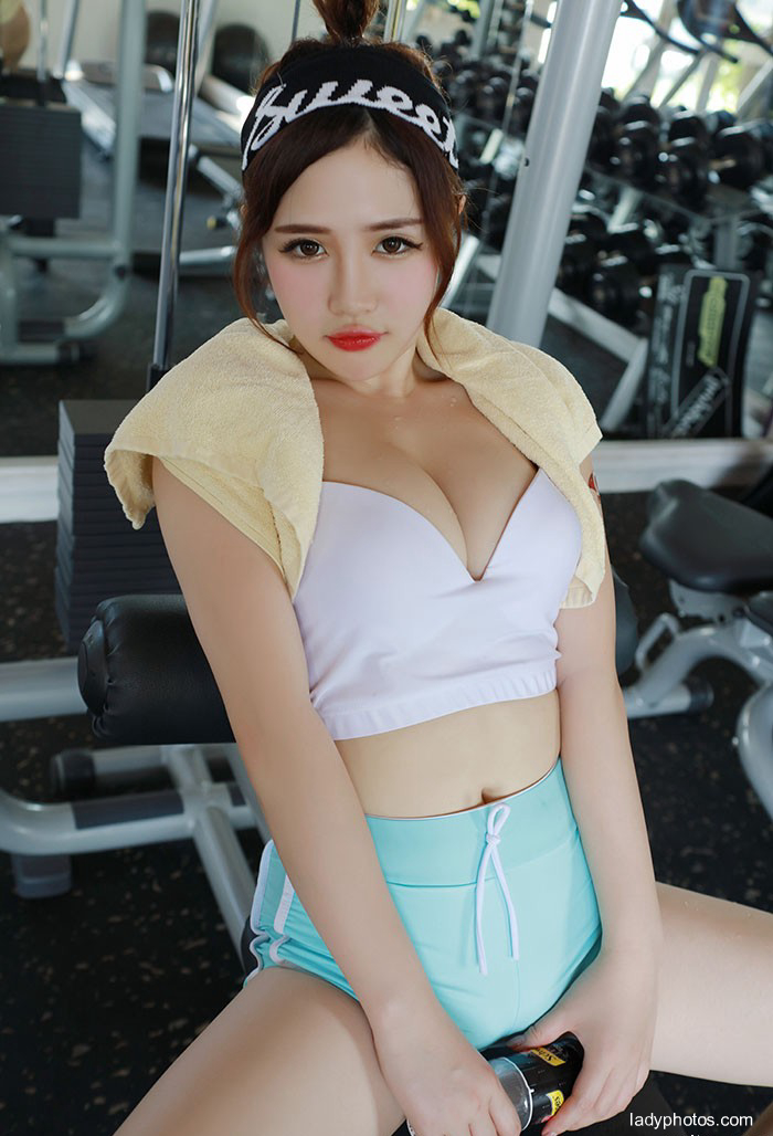 Sexy goddess Xu cake's gym is a show of pride - 4