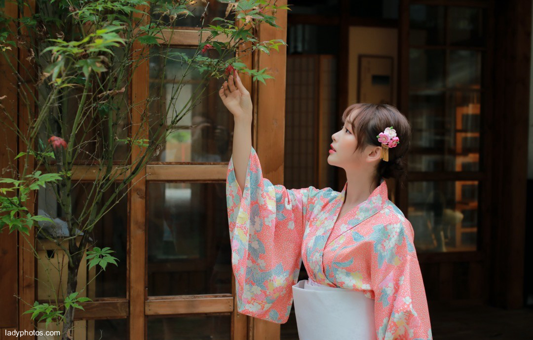 日本の伝統的な風情を感じて、島国の花の娘はあなたを待っています - 5