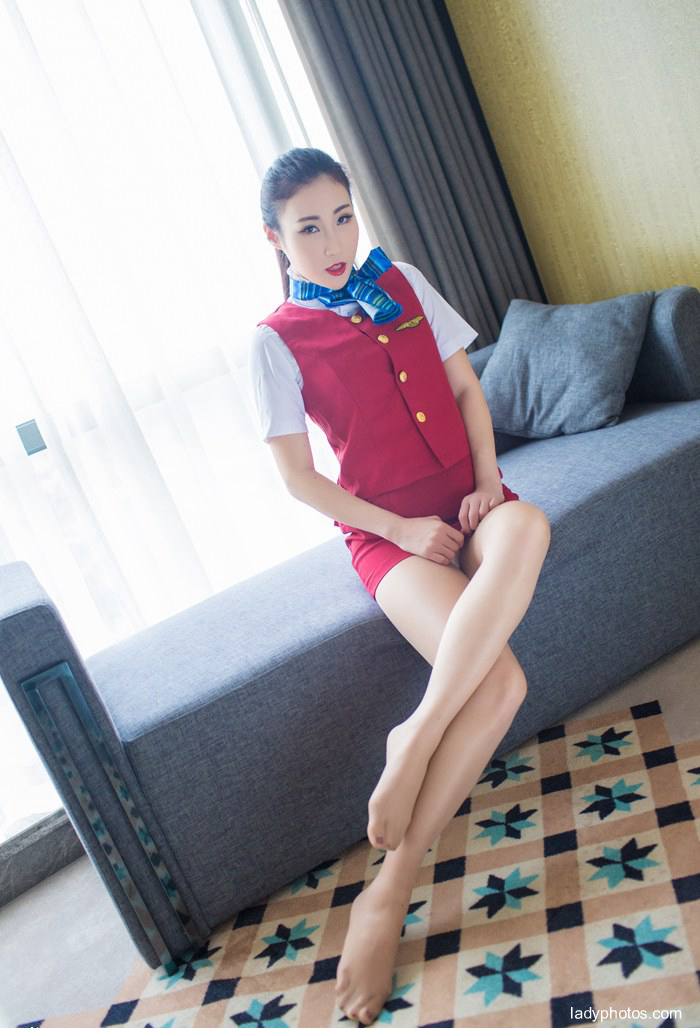 Seduction of silk stockings, beautiful scene, lonely, beautiful stewardess Wendy Zhixiu Hotel, large scale strip and take private photos - 5