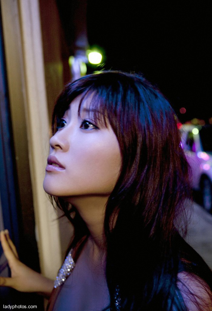 セクシーな誘惑は、日本の女優、原幹恵ホテルの湿っぽい誘惑を防ぐために - 1